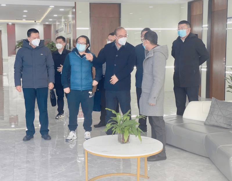 厚植人才沃土 加快推进发展——市委常委、秘书长张立军莅临黄金甲
生物